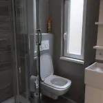 Modern Downtown Retreat At Akacfa 36 * 부다페스트
