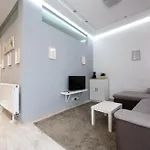 Modern Downtown Retreat At Akacfa 36 아파트 부다페스트