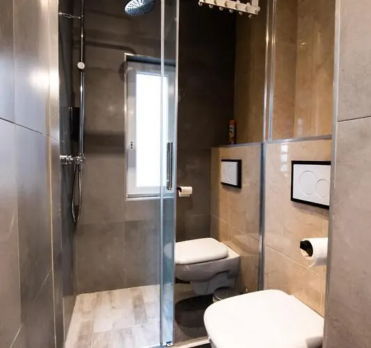 Modern Downtown Retreat At Akácfa 36 Appartamento Budapest