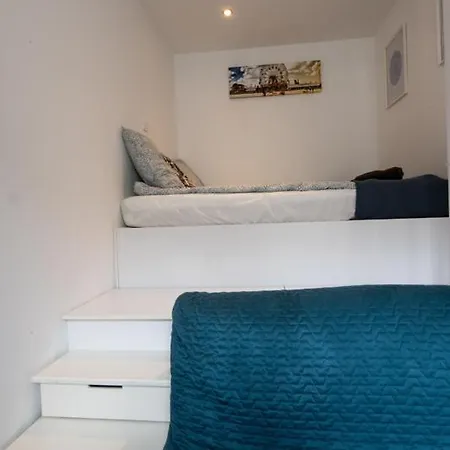 Modern Downtown Retreat At Akacfa 36 Appartement Budapest