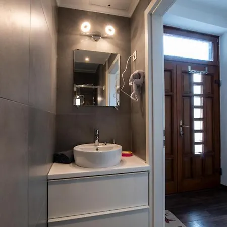 Modern Downtown Retreat At Akacfa 36 *