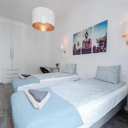 Modern Downtown Retreat At Akacfa 36