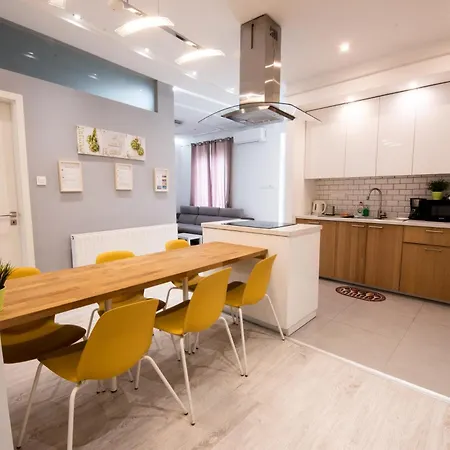 Modern Downtown Retreat At Akacfa 36 Appartement Budapest