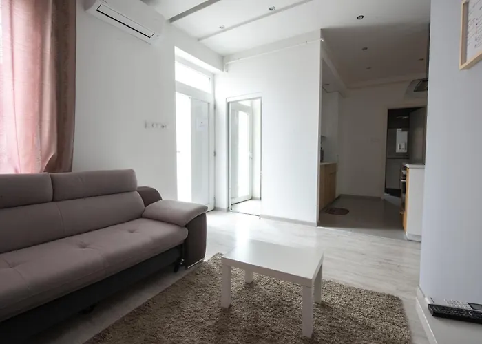 Modern Downtown Retreat At Akacfa 36 Budapešť